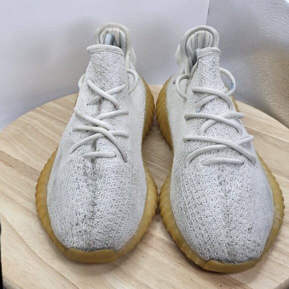 Size 8.5 - adidas Yeezy Boost 350 V2 Low Cream White / Triple White - Picture 4 of 9